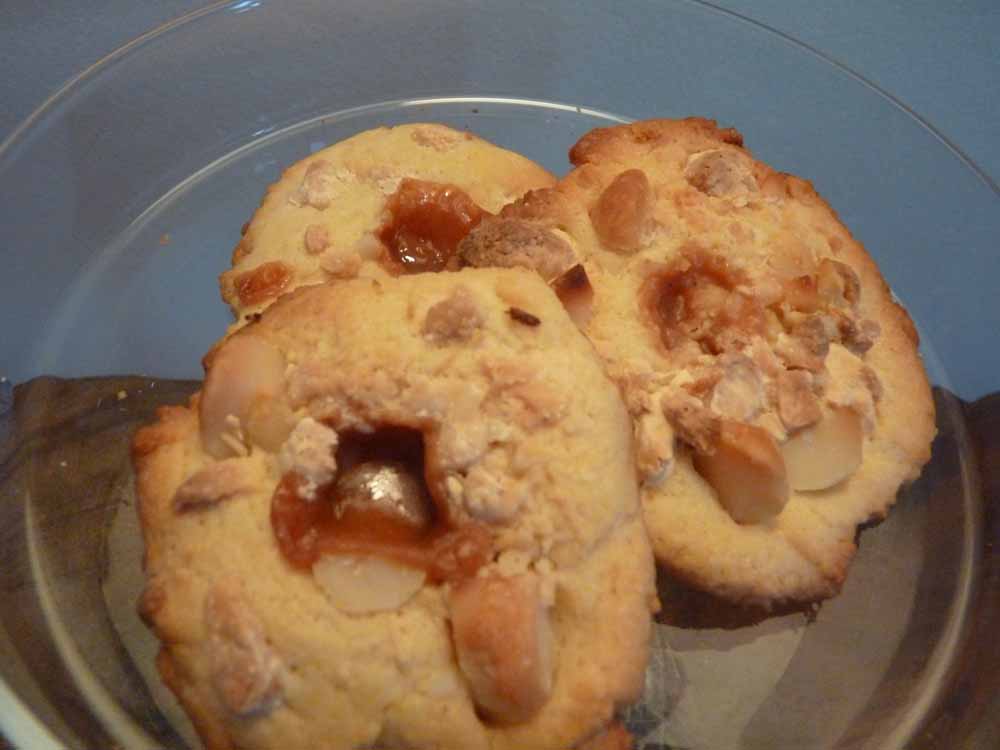 Super Chunk Cookies