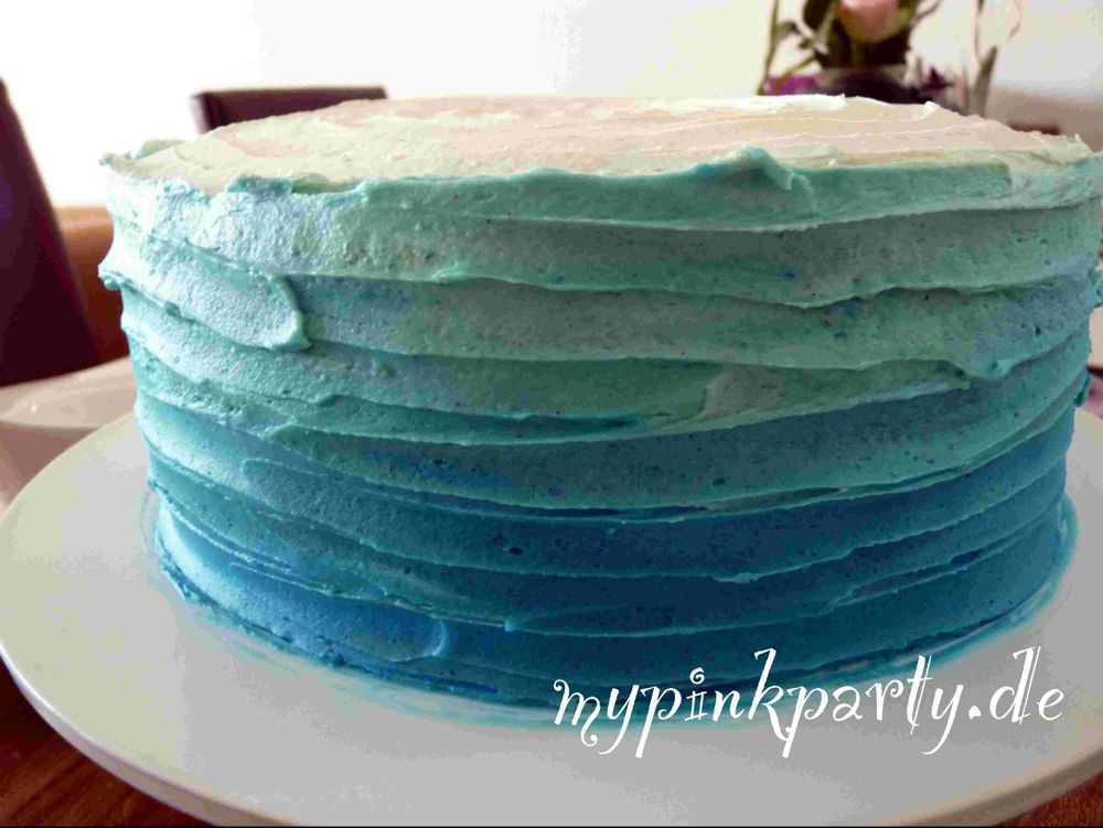Blaue Ombre Torte