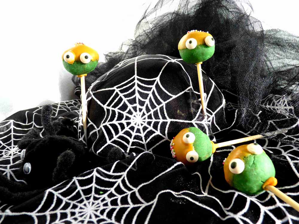 Halloween_cake_pops